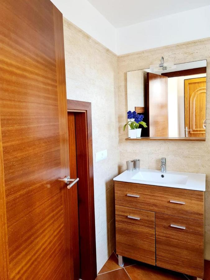 Villa Lorena Sa Caleta Εξωτερικό φωτογραφία