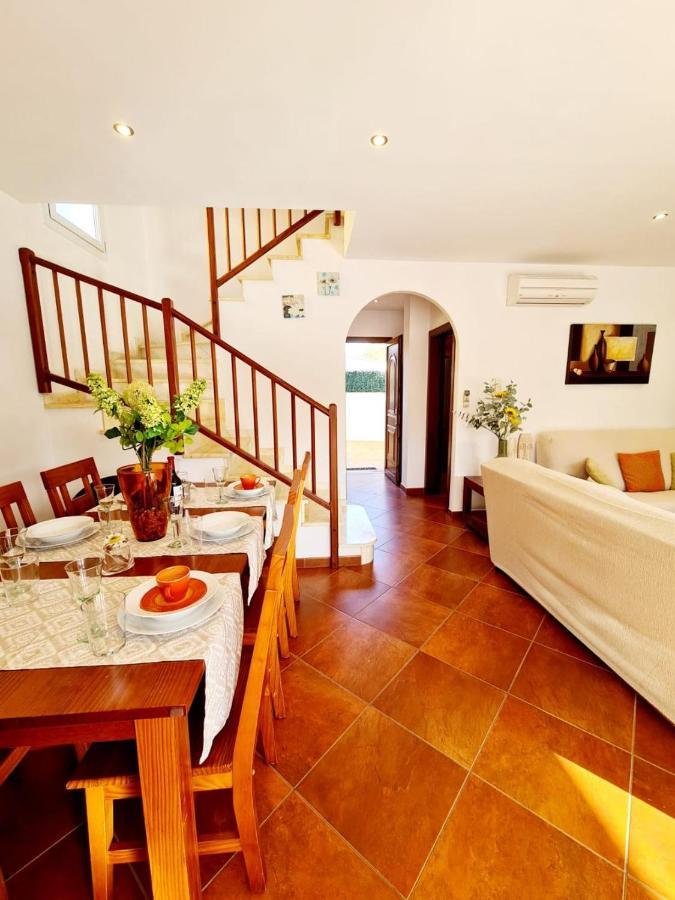 Villa Lorena Sa Caleta Εξωτερικό φωτογραφία